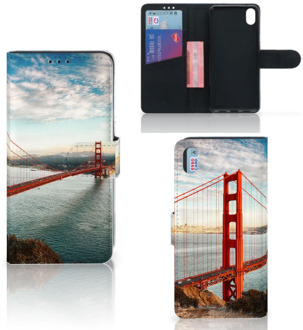 B2Ctelecom Xiaomi Redmi 7A Flip Cover Golden Gate Bridge