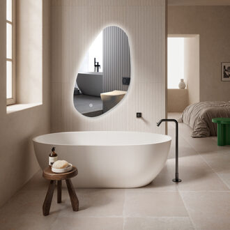 Badkamerspiegel met LED Verlichting en Verwarming 40x60cm - Afimera Aqua - Randloos - Wandspiegel Organische Vorm - Touch Bediening - Dimbaar - Aanpasbare Lichtkleur Helder/Koud wit;Warm wit;Natuurlijk wit