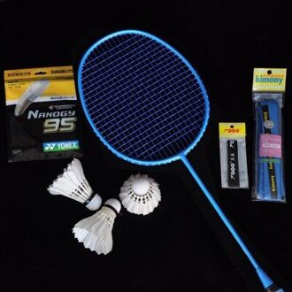 Badminton racket full carbon super licht 5u squad aanval type smash enkel schot hoge kilo carbon battledore blauw
