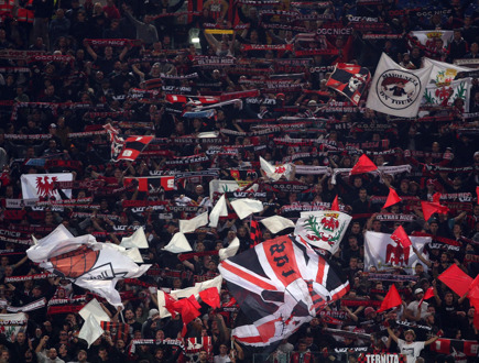 Bayer Leverkusen - FC St. Pauli (Bundesliga) (Eigen vervoer)