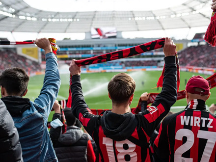 Bayer Leverkusen - VfB Stuttgart (Bundesliga) (Eigen vervoer)