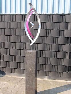 Beeld aluminium Lila 4 incl. hardsteen zuil 100*20*15 cm