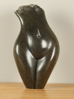 Beeld natuursteen Belly Button nr. 2, 30 cm