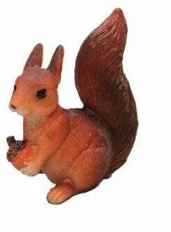 Beeldje eekhoorn met eikel - bruin - polystone - 7,5 cm - dieren