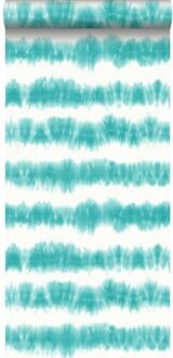 behang horizontale tie-dye shibori strepen intens turquoise e Blauw