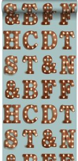 behang houten licht letters vintage blauw en sepia bruin