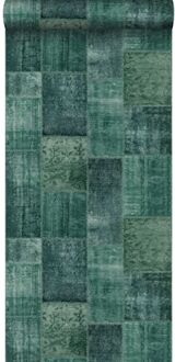 behang Marrakech kelim patchwork tapijt smaragdgroen Blauw