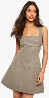 Bekijk De Herringbone Mini-Jurk Met Vierkante Hals, Getailleerde Pasvorm En Gespdetails, Brown - 44