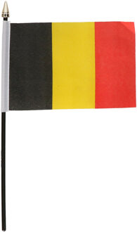Belgie - mini vlaggetje van 10 x 15 cm op stokje - Landen vlag - H27 cm