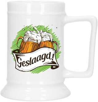 Bellatio Decoration Geslaagd Cadeau Bierpul - groen - geslaagd! - keramiek - 530 ml