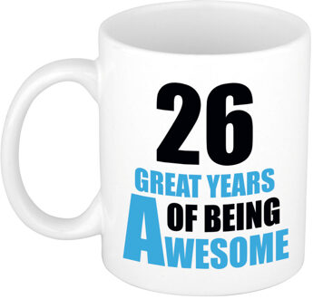 Bellatio Decorations 26 great years of being awesome cadeau mok / beker wit en blauw - verjaardagscadeau 26 jaar - feest mokken