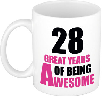 Bellatio Decorations 28 great years of being awesome cadeau mok / beker wit en roze