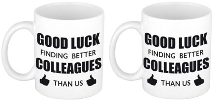 Bellatio Decorations 2x stuks good luck finding better colleagues than us mok / beker wit bedankt cadeau collega 300 ml