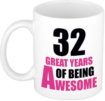 Bellatio Decorations 32 great years of being awesome cadeau mok / beker wit en roze - verjaardagscadeau 32 jaar - feest mokken