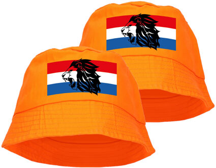 Bellatio Decorations 3x stuks oranje supporter / Koningsdag vissershoedje met Nederlandse vlag en leeuw voor EK/ WK fans