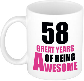 Bellatio Decorations 58 great years of being awesome cadeau mok / beker wit en roze - verjaardagscadeau 58 jaar - feest mokken