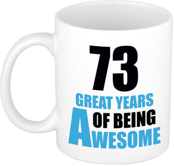 Bellatio Decorations 73 great years of being awesome cadeau mok / beker wit en blauw - verjaardagscadeau 73 jaar - feest mokken