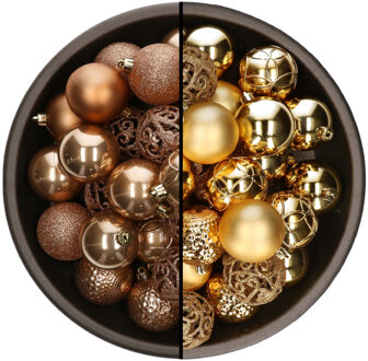 Bellatio Decorations 74x stuks kunststof kerstballen mix van camel bruin en goud 6 cm