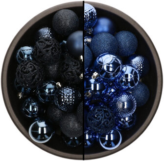 Bellatio Decorations 74x stuks kunststof kerstballen mix van donkerblauw en kobalt blauw 6 cm