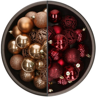 Bellatio Decorations 74x stuks kunststof kerstballen mix van donkerrood en camel bruin 6 cm - Kerstbal