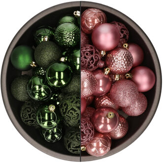 Bellatio Decorations 74x stuks kunststof kerstballen mix van velvet roze en donkergroen 6 cm - Kerstbal