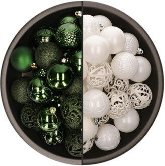 Bellatio Decorations 74x stuks kunststof kerstballen mix van wit en donkergroen 6 cm - Kerstbal