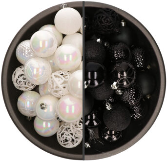 Bellatio Decorations 74x stuks kunststof kerstballen mix zwart en parelmoer wit 6 cm - Kerstbal