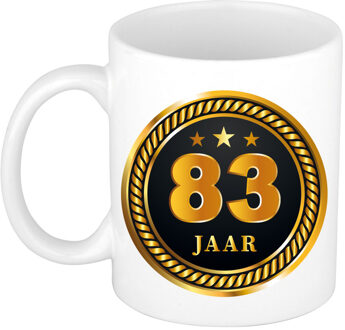 Bellatio Decorations 83 jaar cadeau mok / beker medaille goud zwart voor verjaardag/ jubileum Multi