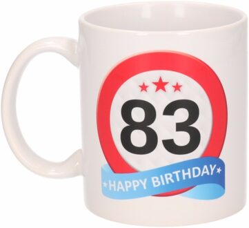 Bellatio Decorations 83 jaar Verjaardag koffiemok - cadeau beker - stopbord print - 300 ml - keramiek - wit