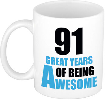 Bellatio Decorations 91 great years of being awesome cadeau mok / beker wit en blauw - verjaardagscadeau 91 jaar - feest mokken