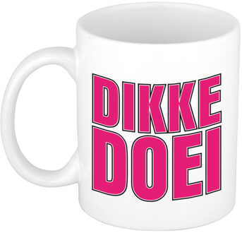 Bellatio Decorations Afscheid cadeau mok collega - dikke doei - roze - 300 ml - keramiek - feest mokken
