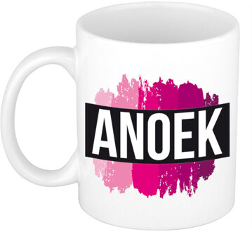 Bellatio Decorations Anoek naam cadeau koffie mok - beker - met roze verfstrepen - Cadeau collega - moederdag