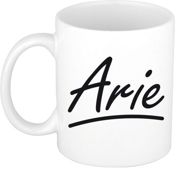 Bellatio Decorations Arie Naam koffiemok - beker - met sierlijke letters - wit - 300 ml - Cadeau - Heren