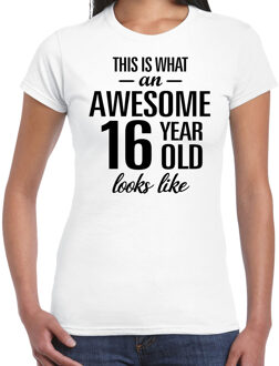 Bellatio Decorations Awesome 16 year / 16 jaar cadeau t-shirt wit dames XL