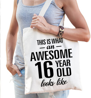 Bellatio Decorations Awesome 16 year / geweldig 16 jaar cadeau tas wit voor dames en heren