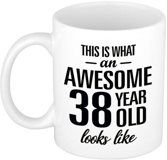 Bellatio Decorations Awesome 38 year cadeau mok / beker 300 ml Wit