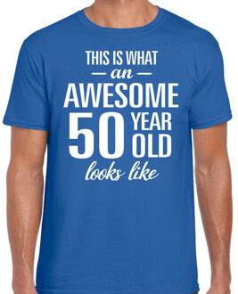 Bellatio Decorations Awesome 50 year - geweldige 50 jaar cadeau t-shirt - blauw - voor heren - Verjaardag cadeau