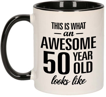 Bellatio Decorations Awesome 50 year old mok / beker zwart wit 300 ml - Verjaardag mokken - feest mokken