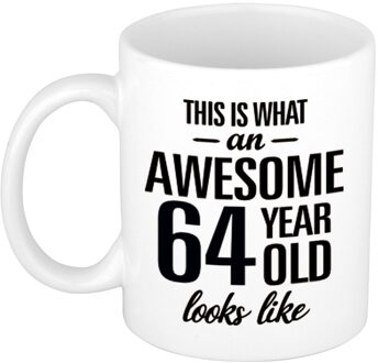 Bellatio Decorations Awesome 64 year cadeau mok / beker 300 ml Wit