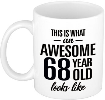 Bellatio Decorations Awesome 68 year cadeau mok / beker 300 ml Wit