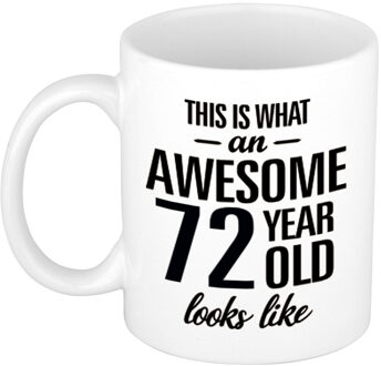 Bellatio Decorations Awesome 72 year cadeau mok / beker 300 ml