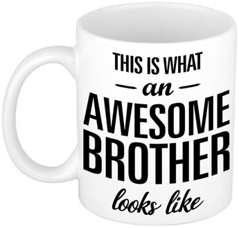 Bellatio Decorations Awesome brother cadeau mok / beker voor broer 300 ml Wit