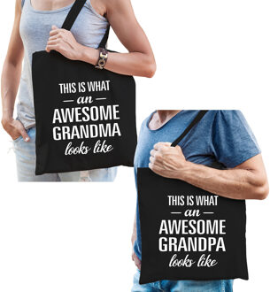 Bellatio Decorations Awesome grandma en grandpa tasje zwart - Cadeau Opa en Oma