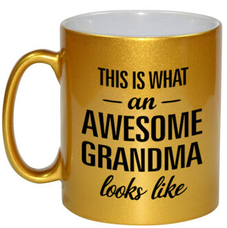 Bellatio Decorations Awesome grandma / oma gouden cadeau mok / beker 330 ml - feest mokken Goudkleurig