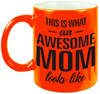 Bellatio Decorations Awesome mom cadeau mok / beker neon oranje voor Moederdag 330 ml