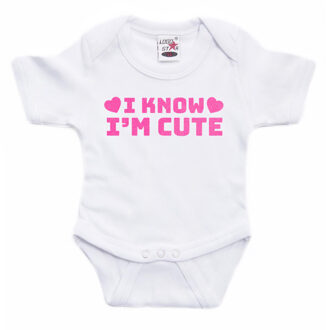 Bellatio Decorations Baby rompertje - i know i'm cute - roze - glitter - kraam cadeau 56 (1-2 maanden)