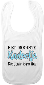 Bellatio Decorations Baby slabbetje - blauw - het mooiste kadootje ben ik - kraam cadeau - slab/morsdoek