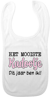 Bellatio Decorations Baby slabbetje - roze - het mooiste kadootje ben ik - kraam cadeau - slab/morsdoek