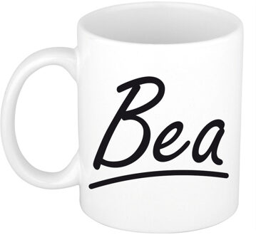 Bellatio Decorations Bea voornaam kado beker / mok sierlijke letters - gepersonaliseerde mok met naam - Naam mokken Multikleur