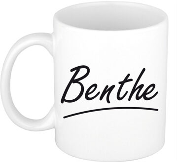 Bellatio Decorations Benthe Naam koffiemok - beker - met sierlijke letters - wit - 300 ml - Cadeau - Dames